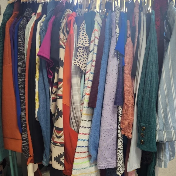 Like β€οΈ this to be notified when I'm live ππ©΅ππ©΅ The Piece Finder - Julia - Picture 5 of 13